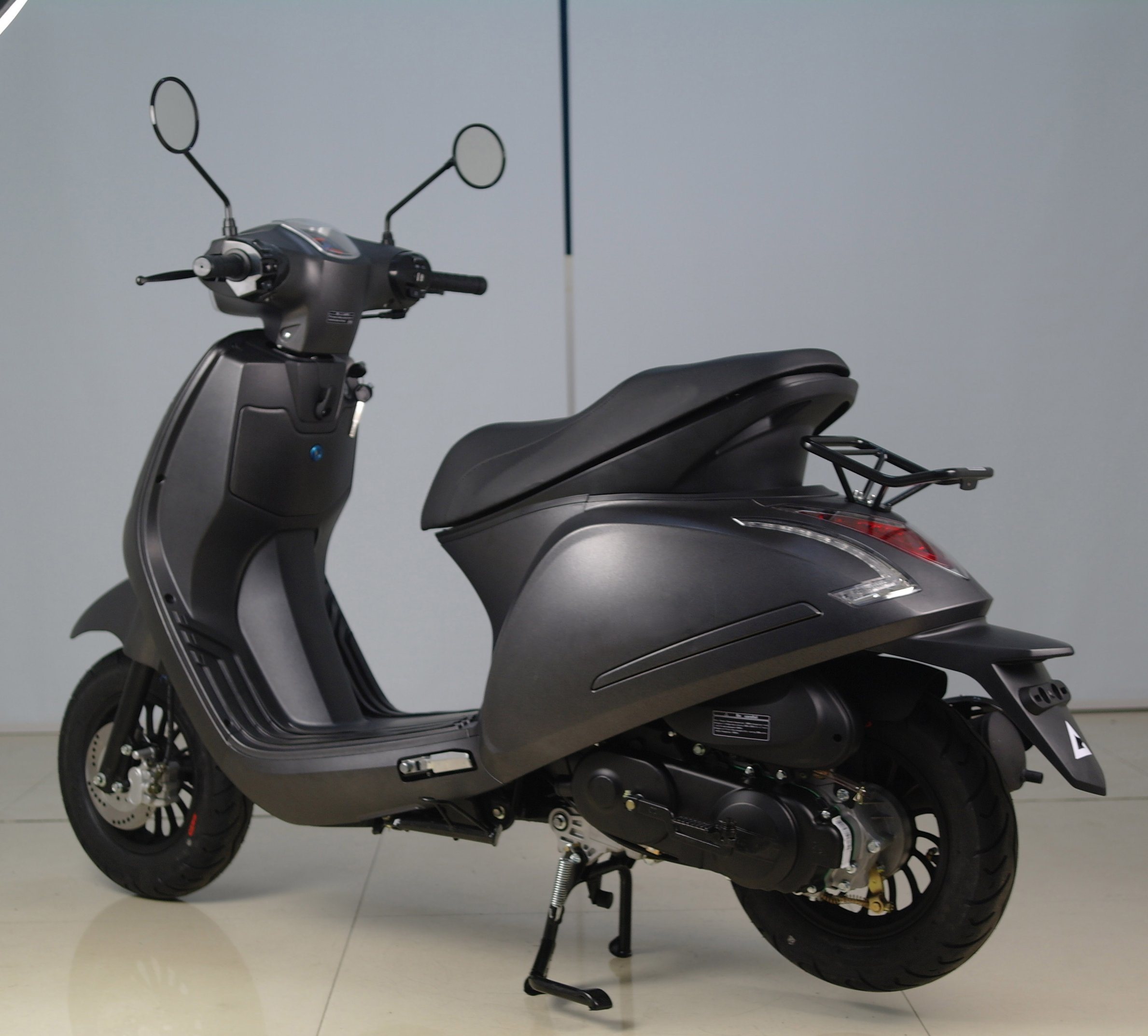 New Model 50cc Gas Scooter 125cc with EEC Euro